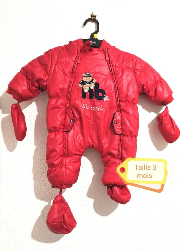 Combinaison newborn taille 3 mois