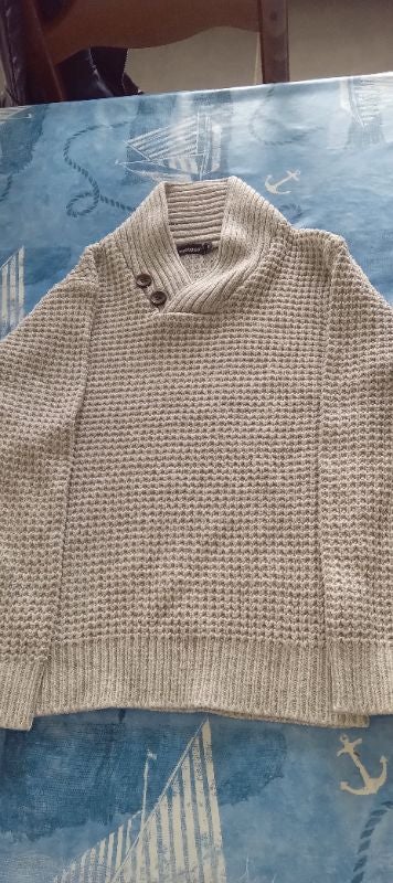 Pull 8 ans