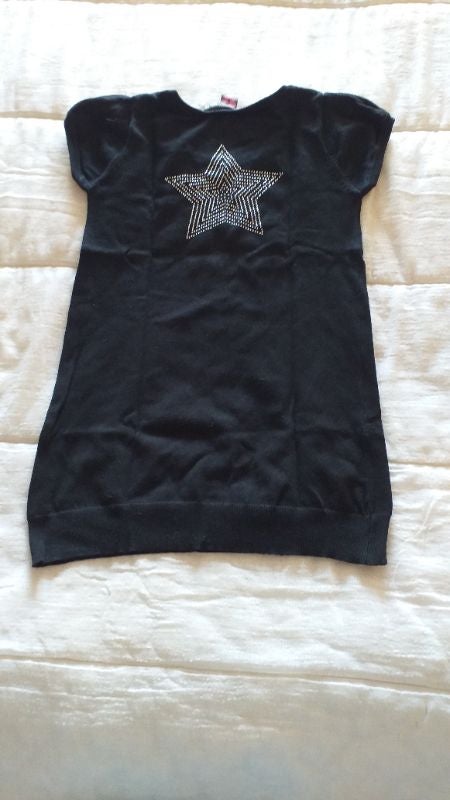 robe noir étoile