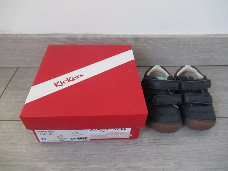 première chaussure de marche baskets en cuir bleu marine kickers Taille 19