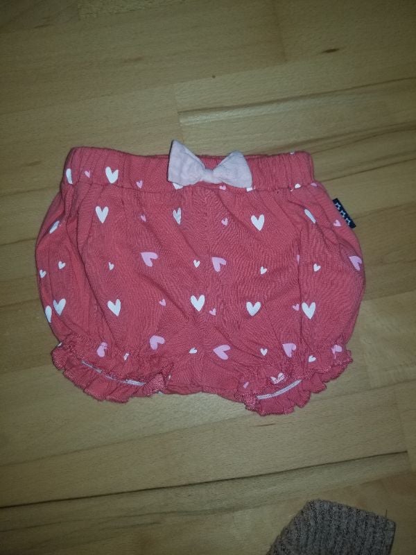 short bébé