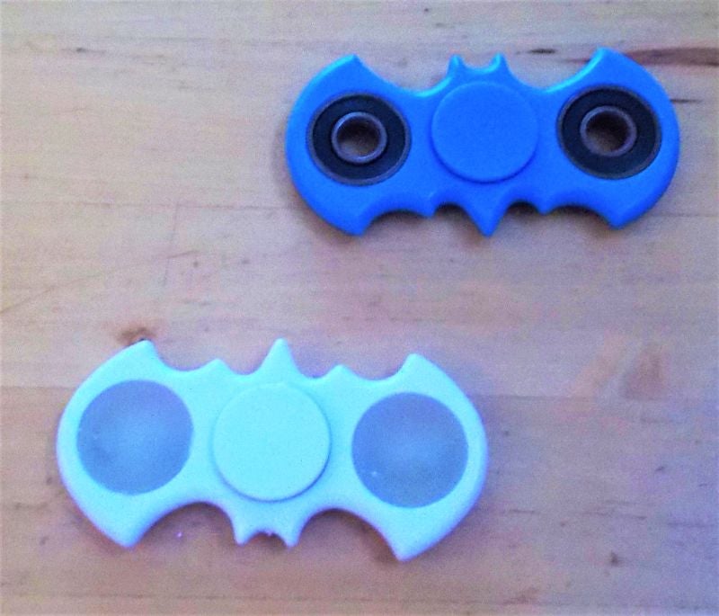 Hand spinners