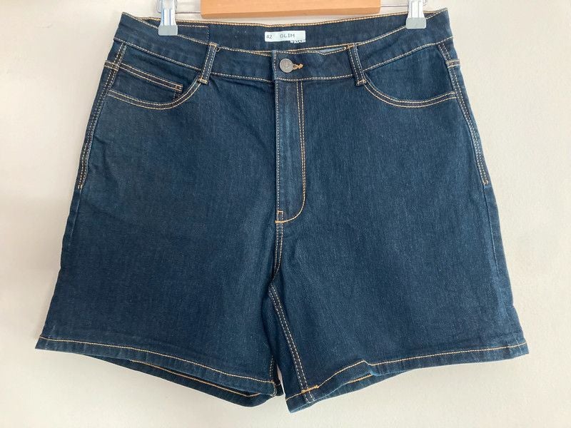 Short Slim Kiabi