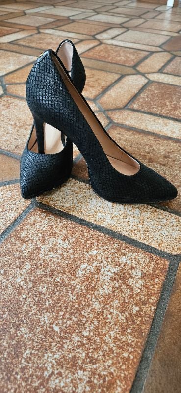 Talons aiguilles
