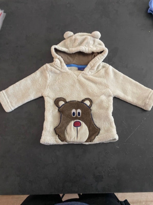 Pull à capuche