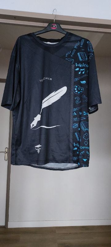 Tee shirt teacher