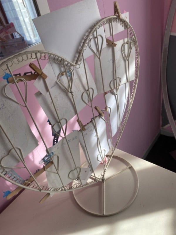 Porte photo en forme de cœur