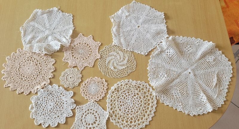 Napperons brodés