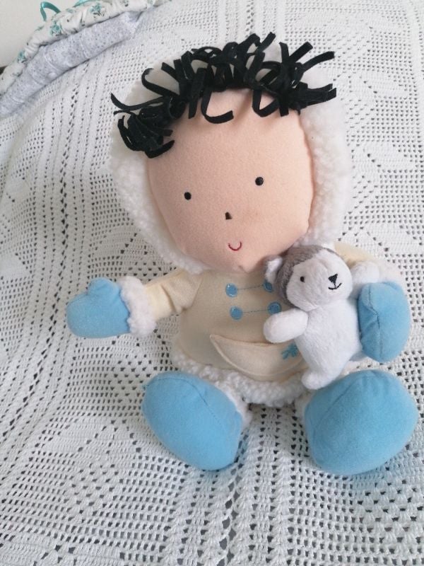 Peluche poupée
