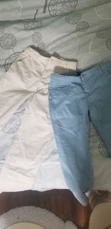 2 pantalons