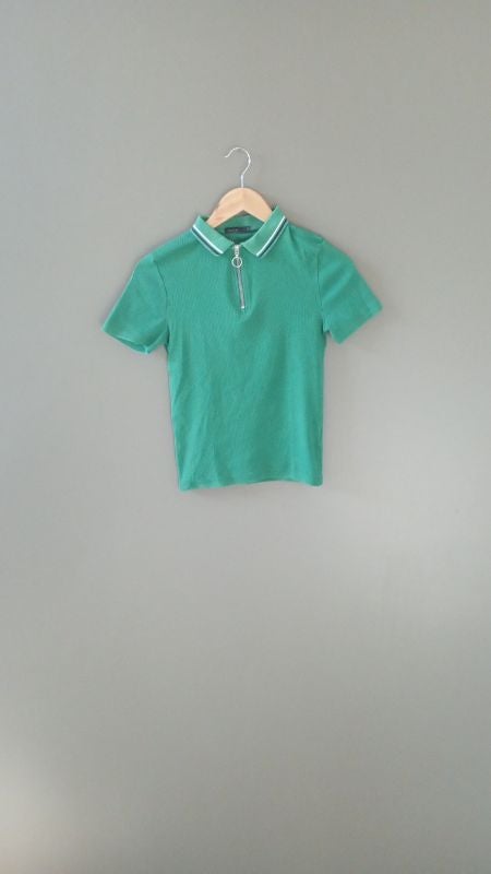 Polos