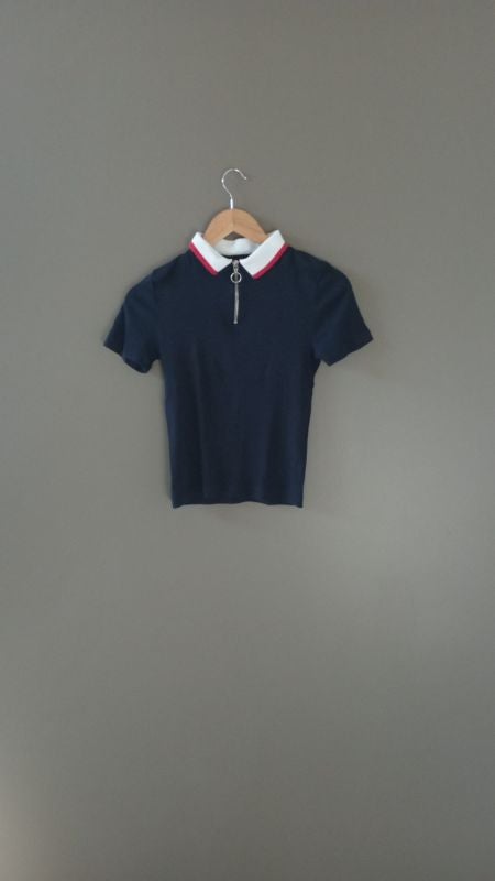 Polos