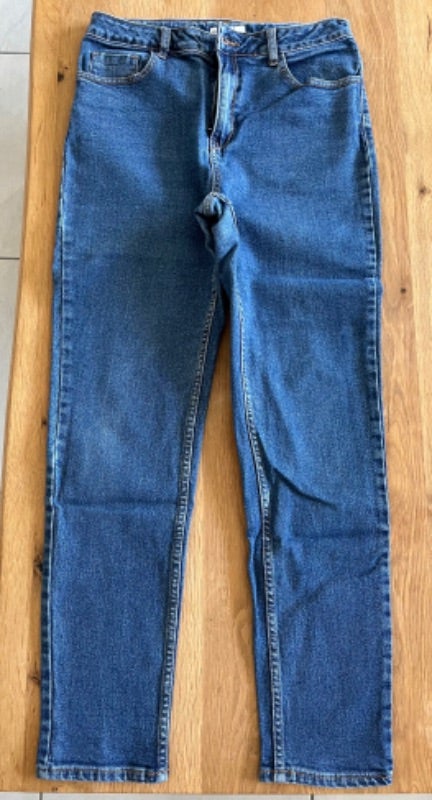 Jean Mom 38