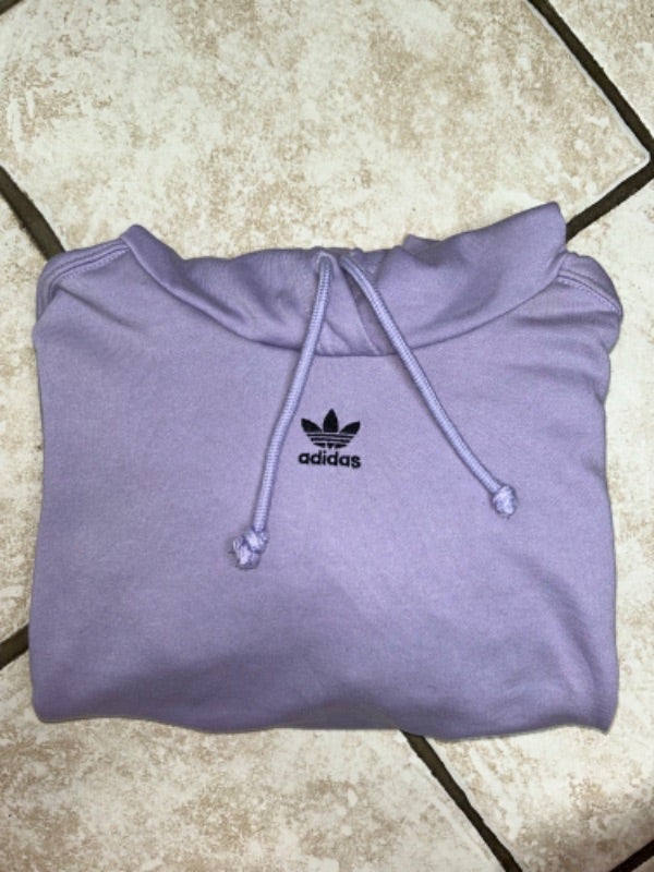 Sweat court Adidas