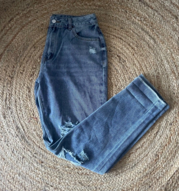 🌸Jeans mom taille haute troués shein taille L🌸