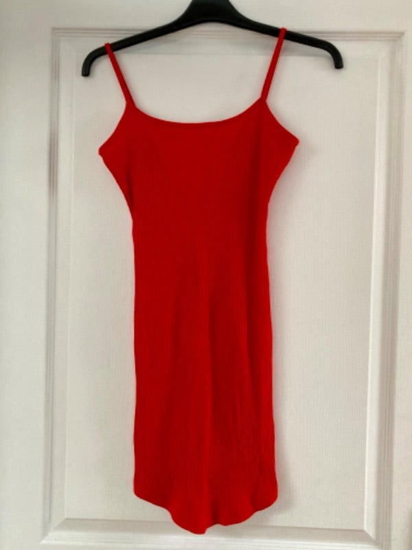 Robe à bretelles