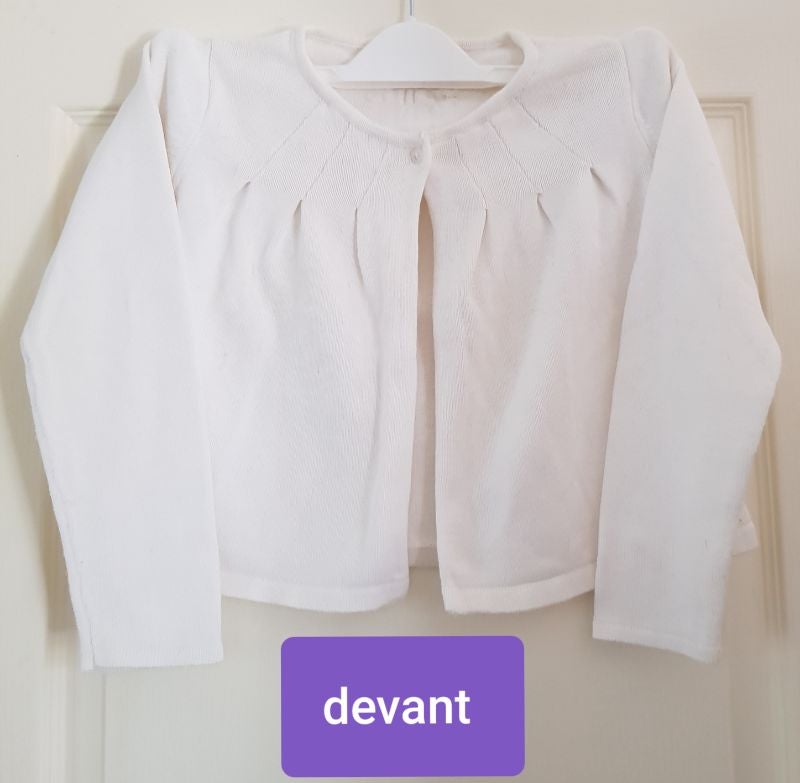 gilet blanc à manches longues