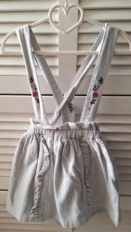 Jupe salopette grise Sergent Major + haut 🎀 - 5 ans