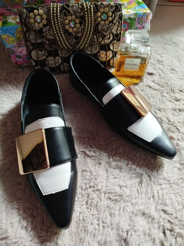 Mocassins plaque doré CHIC