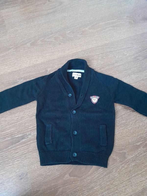 Pull / gilet noir