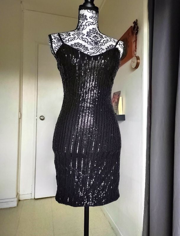 Robe de soirée moulante à sequins Miss one