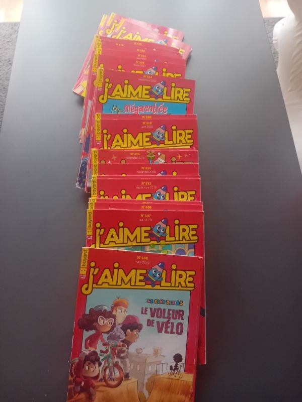 Lots 25 livres j'aime lire