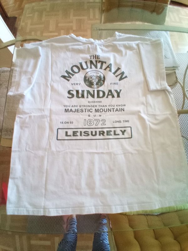 T  shirt  Dazy manches courtes, blanc, coupe ample, the Mountain Sunday