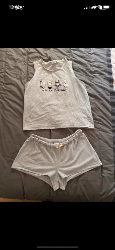Pyjama gris Disney