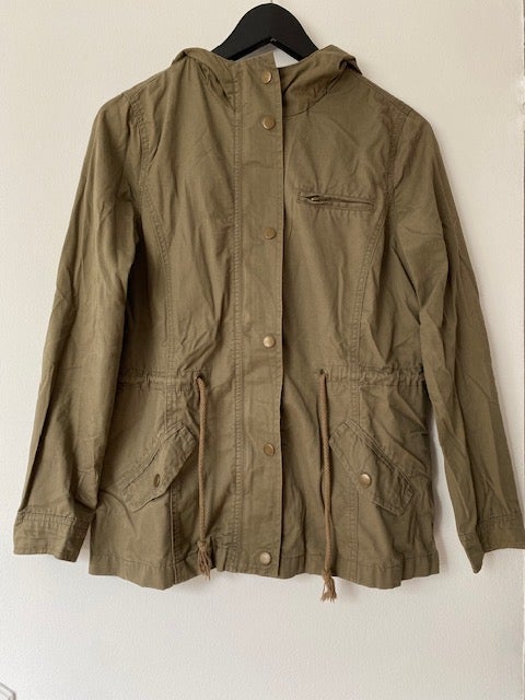 Veste utilitaire à capuche