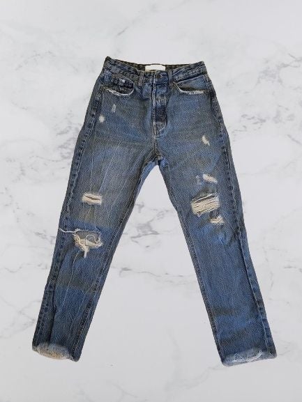 jean mom troué stradivarius