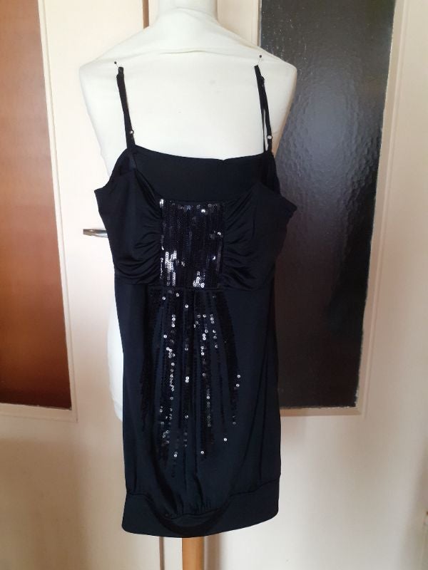 Robe à bretelle noir taille 38