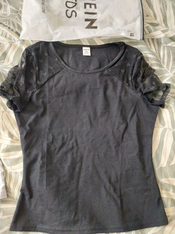 Tee shirt