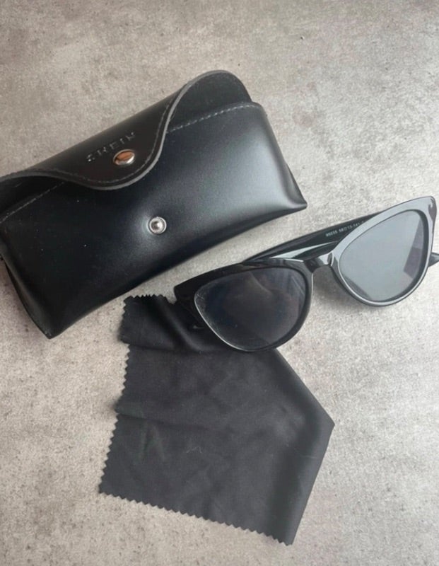 Lunettes de soleil