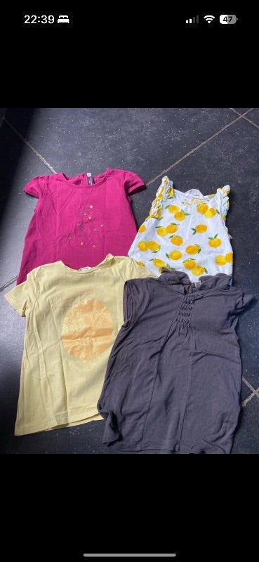 Lot 4 t shirts