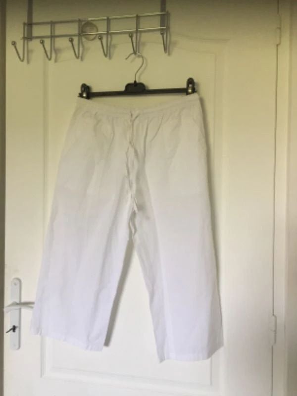 Pantacourt blanc 40