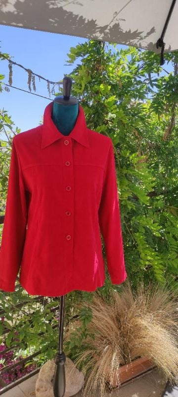 chemise rouge