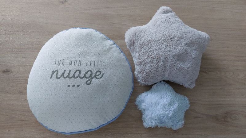 3 petits coussins