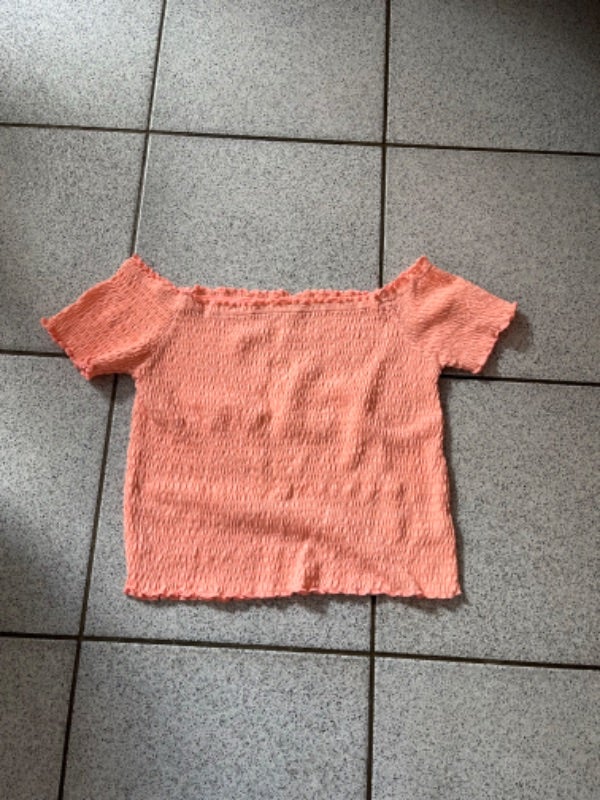 Tee shirt