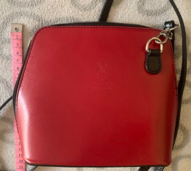 Sac en cuir italien acheté en boutique à Rome