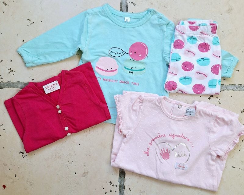 Lot pyjama, barboteuse & gilet bb fille - 6 mois