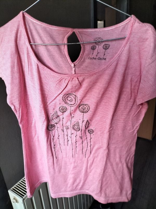 Tee shirt