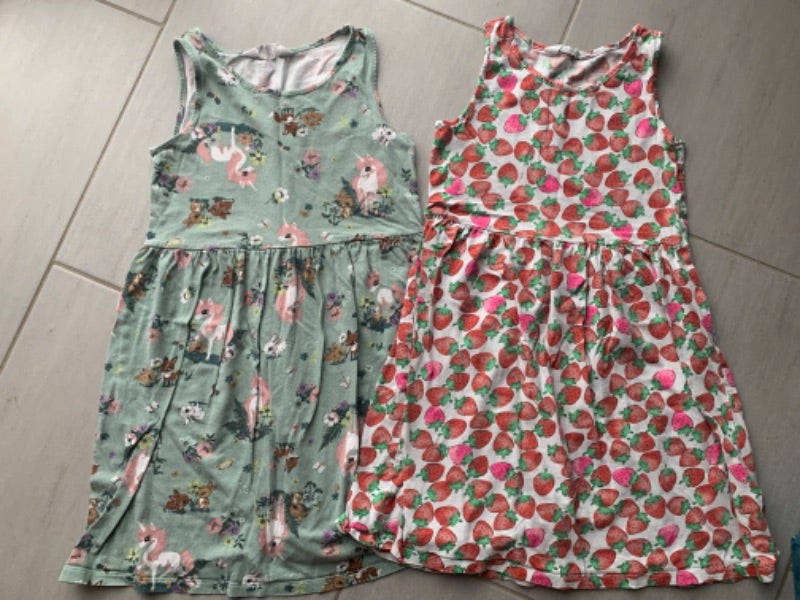 Lot 2 robes