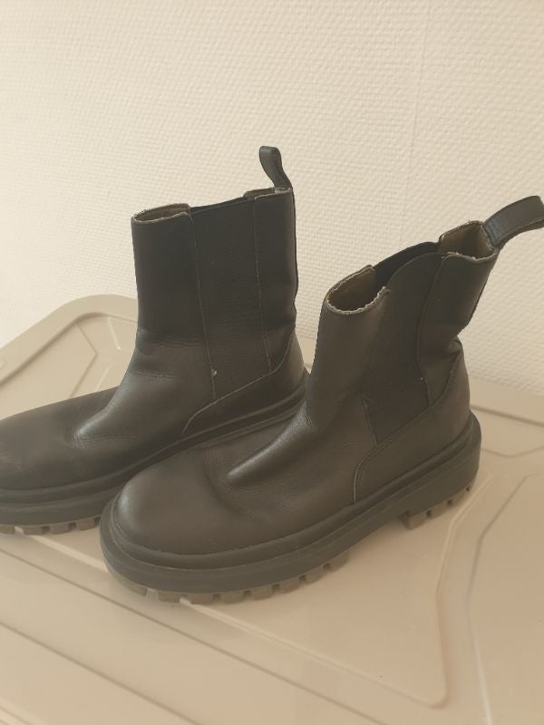 Boots zara
