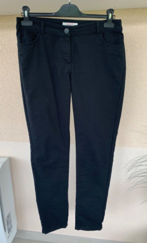 Pantalon noir Camaïeu taille 40