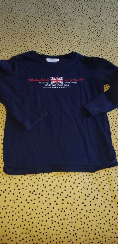Tee shirt manches longues  8 ans