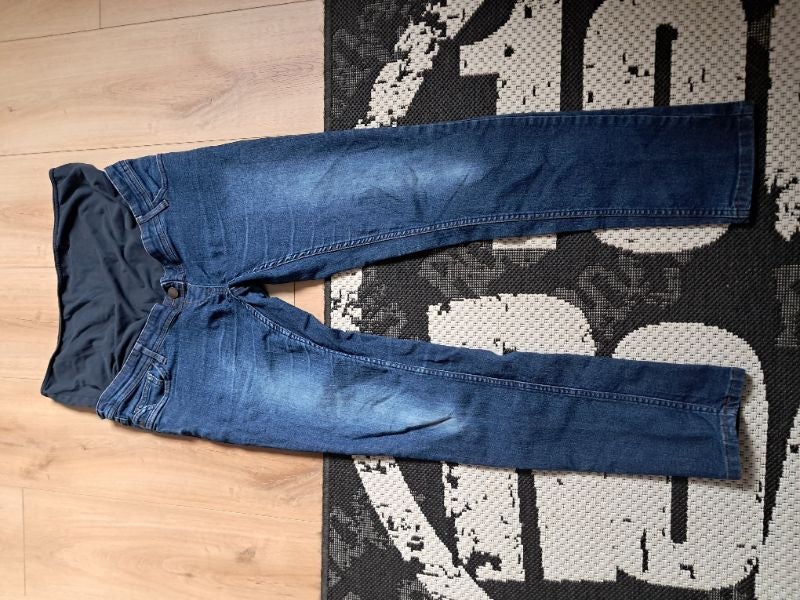 Pantalon de grossesse