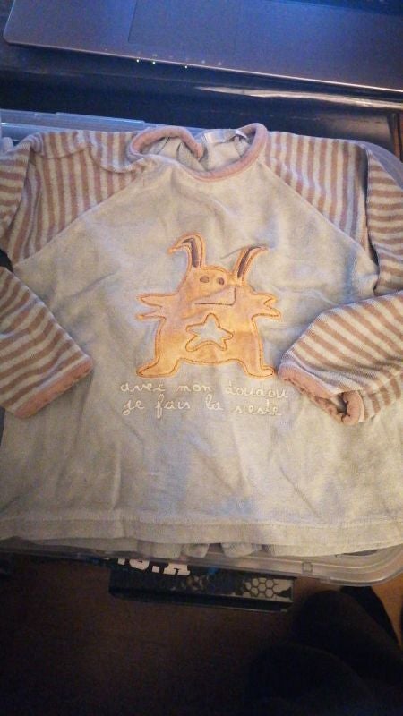 haut de pyjama