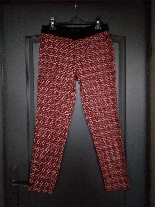 Pantalon resserré blanc & noir & bordeaux 36/S - Zara
