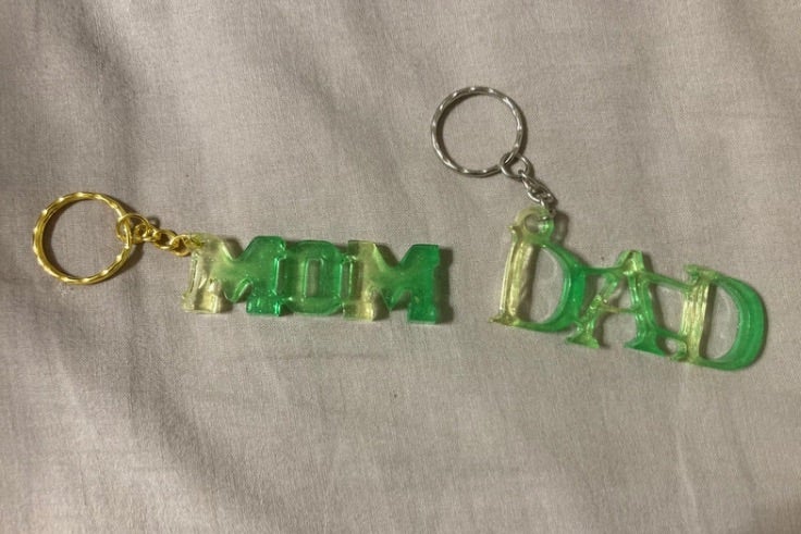 Porte clefs Dax et Mom