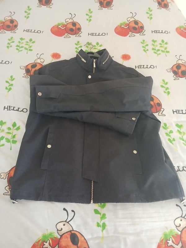 Veste mi-saison "Brice" taille XXL avec capuche.